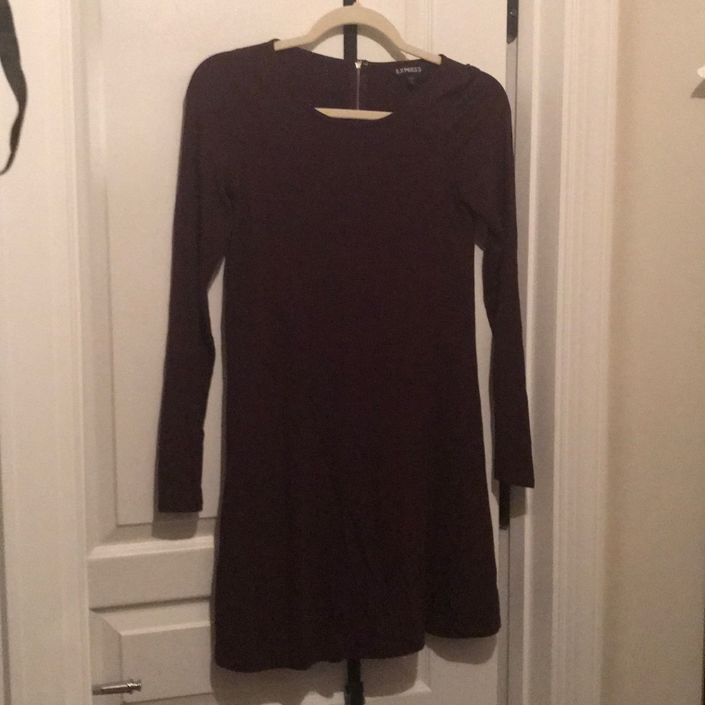Maroon long sleeve express t shirt dress